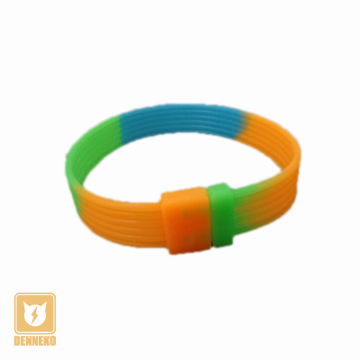 オリジナルシリコンリストバンド製品